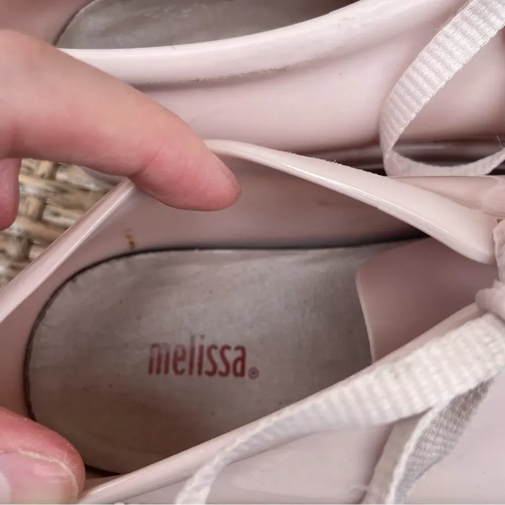 Melissa girls pink sneakers size 5